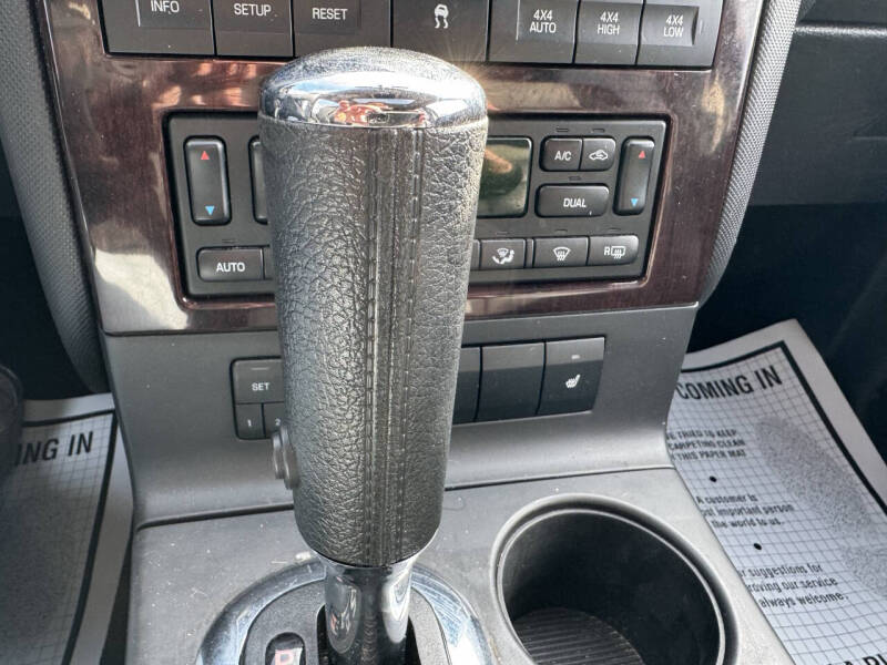 2009 Ford Explorer Limited