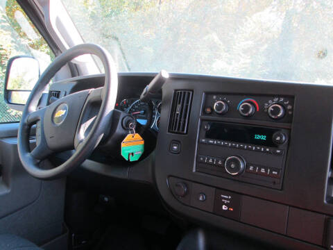 2024 Chevrolet Express 2500