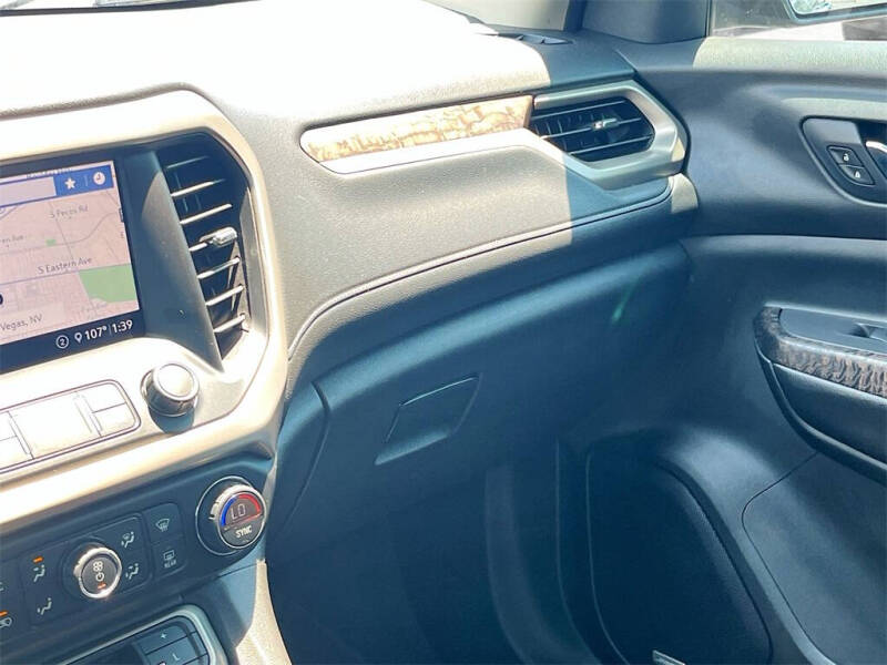 2020 GMC Acadia Denali