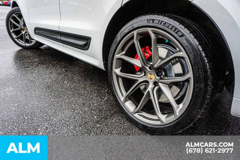 2023 Porsche Macan GTS