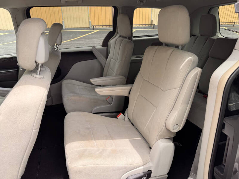 2011 Dodge Grand Caravan Crew