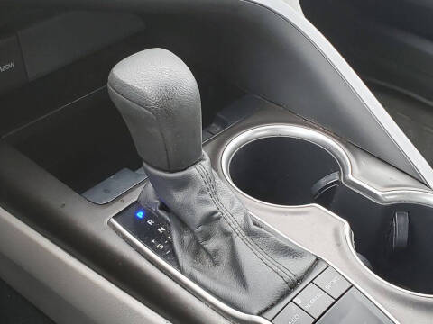 2022 Toyota Camry LE