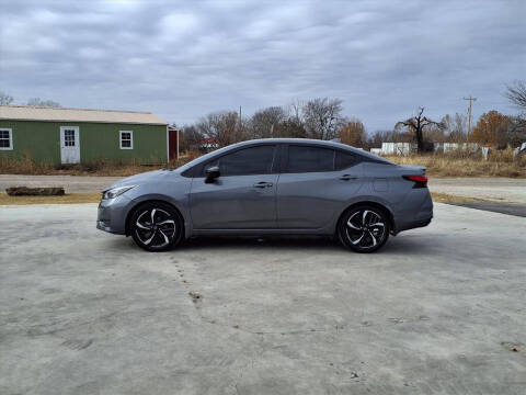 2024 Nissan Versa SR