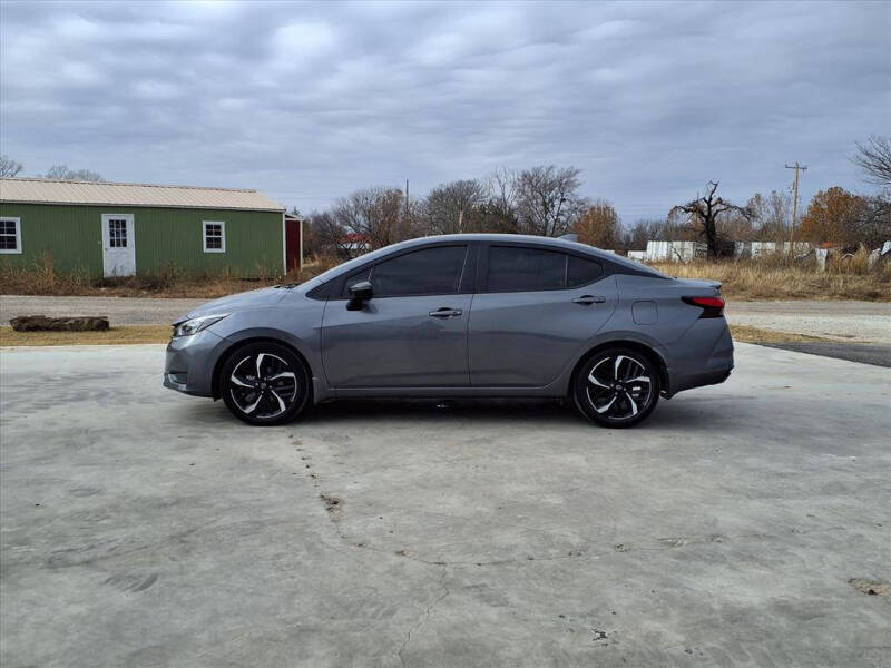 2024 Nissan Versa SR