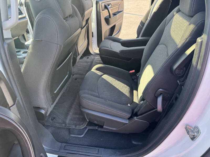 2016 GMC Acadia SLE-2