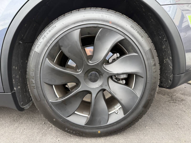 2022 Tesla Model Y Long Range