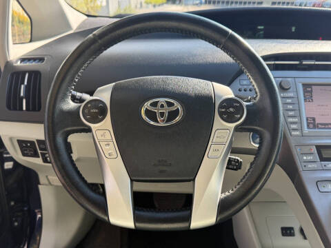 2015 Toyota Prius Five