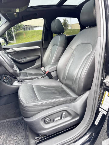 2016 Audi Q3 2.0T quattro Premium Plus