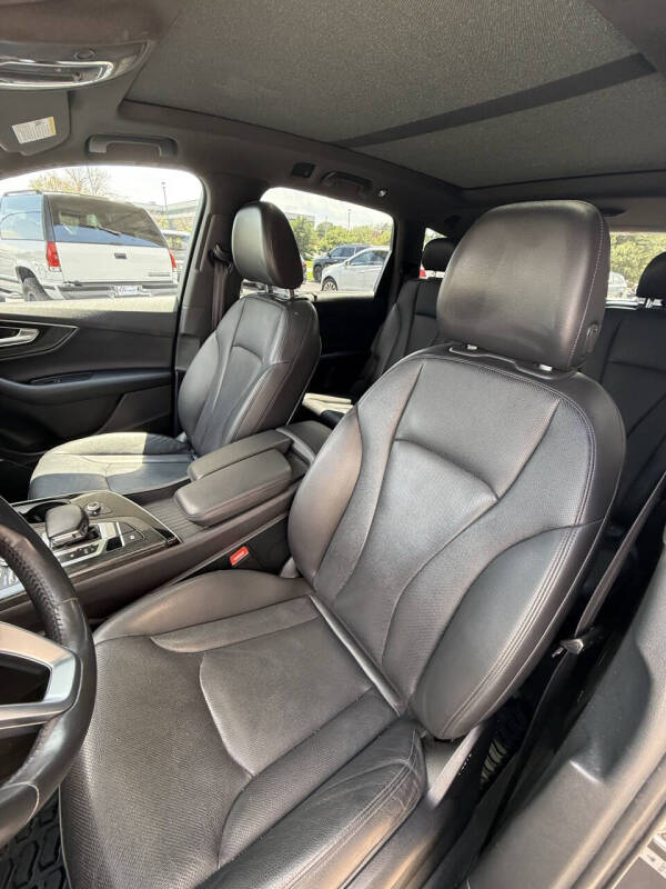 2019 Audi Q7 quattro Prestige 55 TFSI