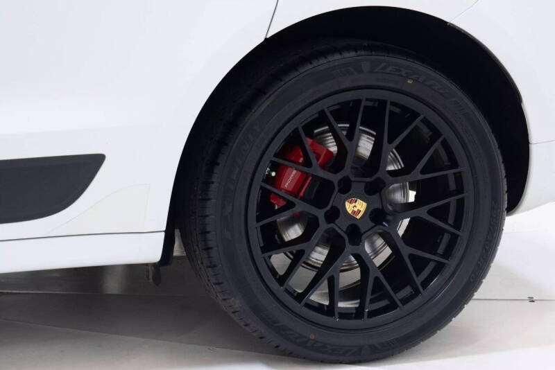 2017 Porsche Macan GTS