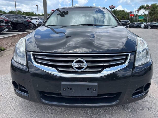 2011 Nissan Altima 22