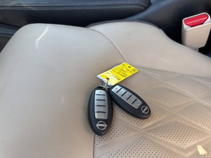 2024 Nissan Armada Platinum