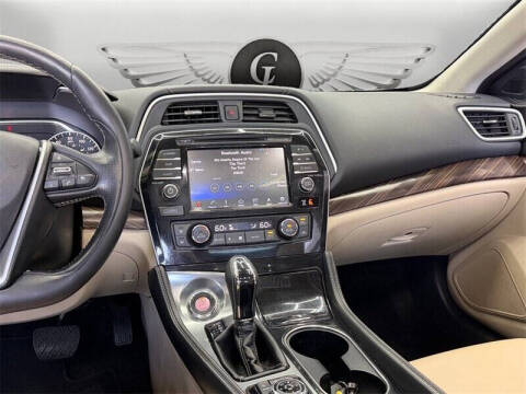 2016 Nissan Maxima Platinum