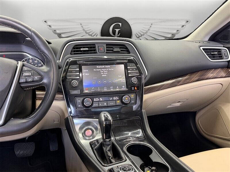 2016 Nissan Maxima Platinum