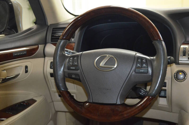 2013 Lexus LS 460