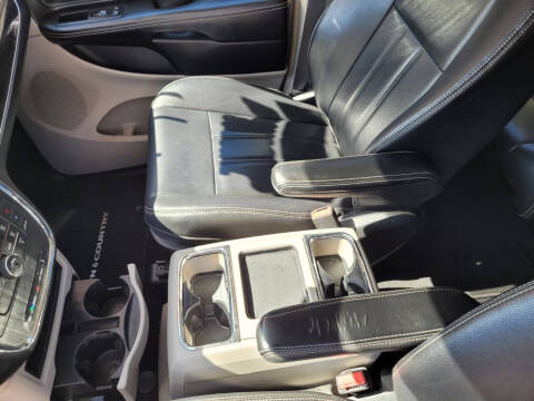 2014 Chrysler Town and Country Touring