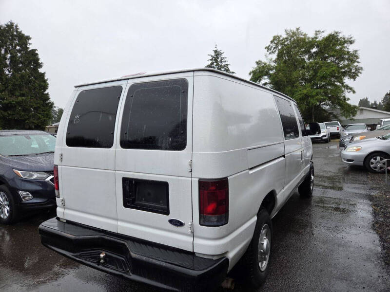 2008 Ford E-Series E-250