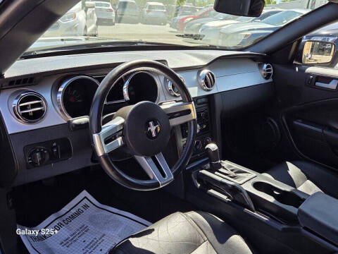 2006 Ford Mustang GT Deluxe