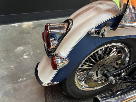 2005 Harley-Davidson FLSTN - Softail Deluxe