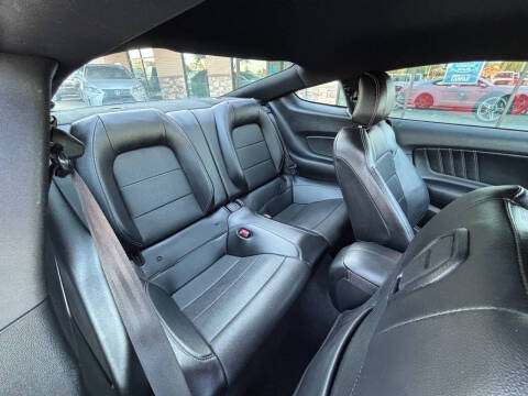 2022 Ford Mustang EcoBoost Premium