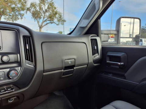 2024 Chevrolet Silverado MD