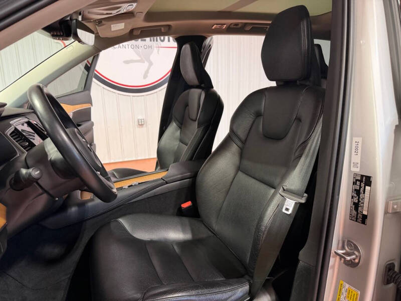 2022 Volvo XC90 Recharge T8 Inscription Expression 6P