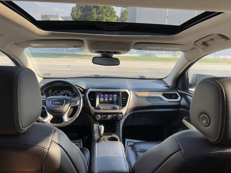 2018 GMC Acadia Denali