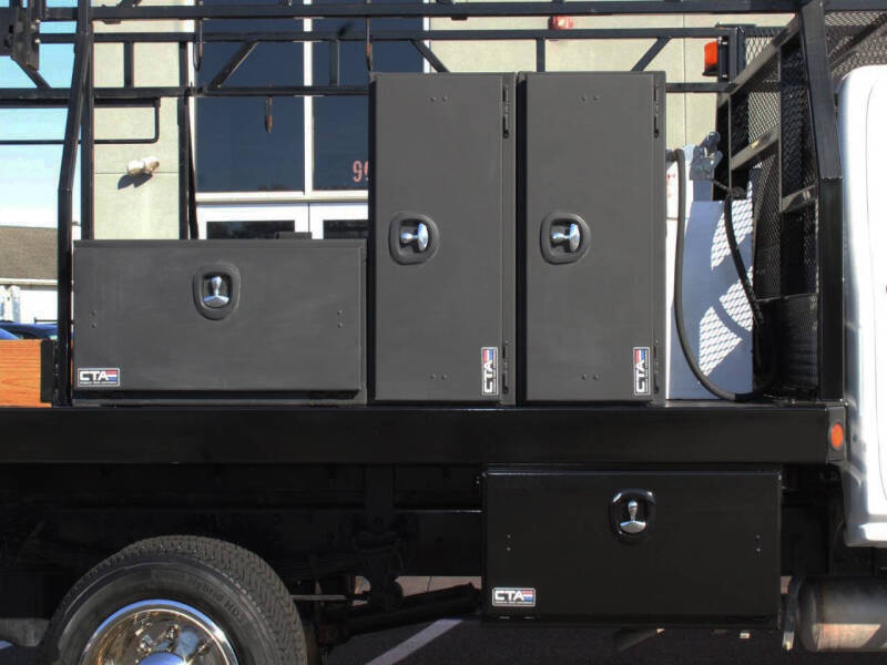 2023 Chevrolet Silverado 5500HD