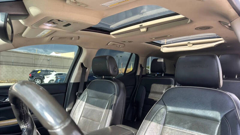 2017 GMC Acadia Denali