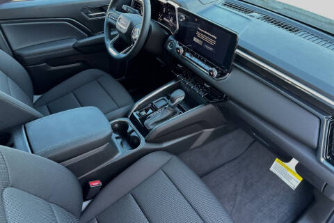 2024 GMC Canyon Elevation