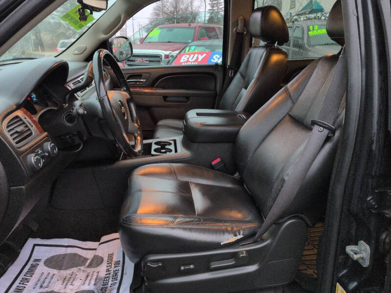 2012 Chevrolet Suburban LT