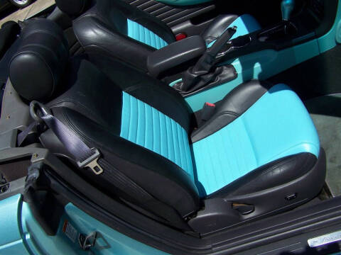 2002 Ford Thunderbird Deluxe