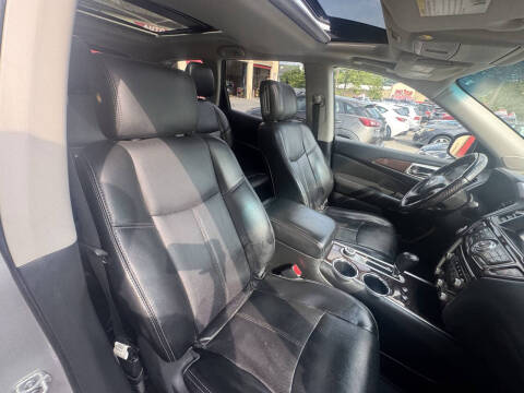 2015 Nissan Pathfinder Platinum