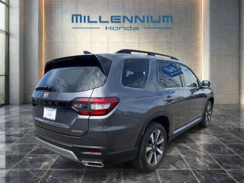 2023 Honda Pilot Touring