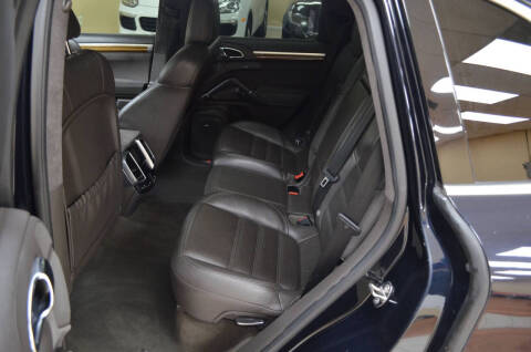 2016 Porsche Cayenne GTS