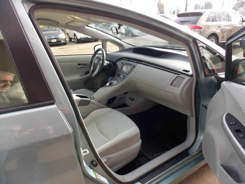 2014 Toyota Prius Three