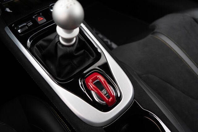 2025 Lotus Emira V6 Base