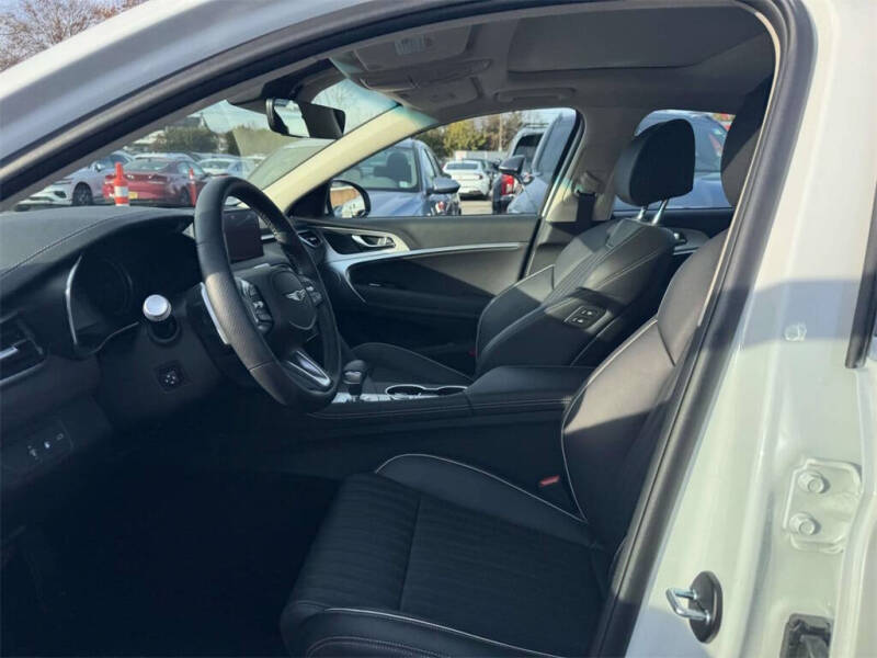 2026 Genesis G70 2.5T Prestige