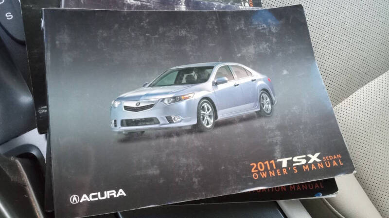 2011 Acura TSX V-6 w/Tech