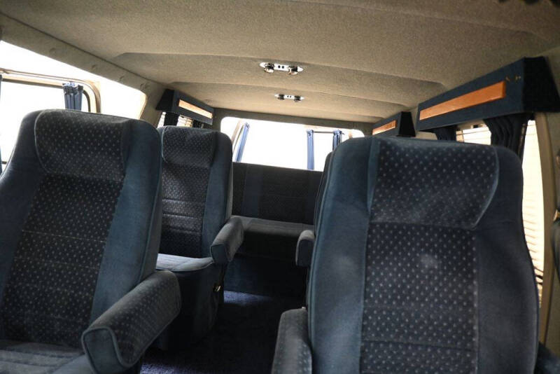 1987 Dodge Ram Van B150