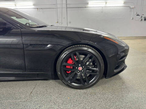 2020 Jaguar F-TYPE R
