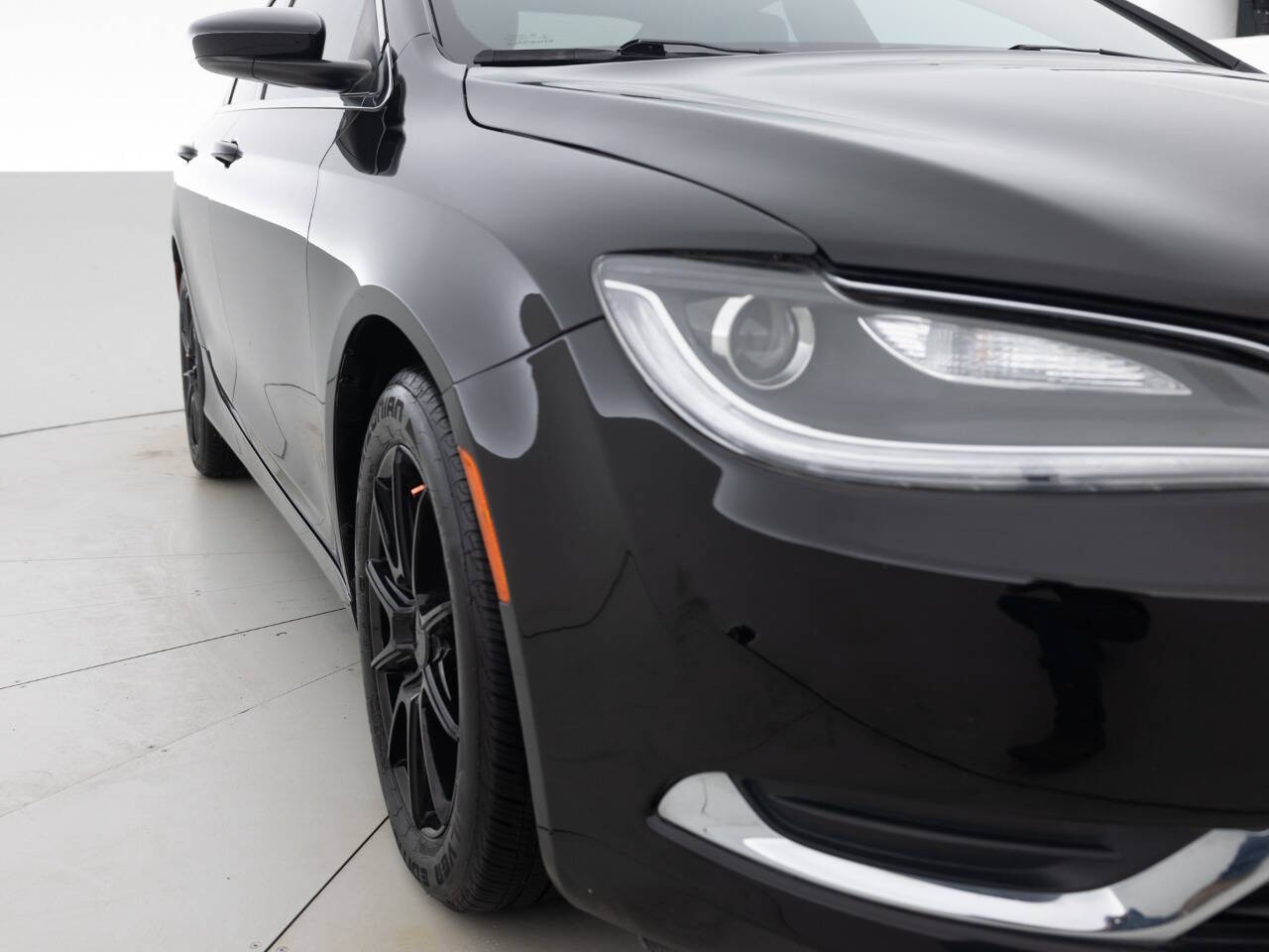 Used Car 2017 Chrysler 200  Limited Platinum 4dr Sedan For Sale Under $15,000 In Coal City, Illinois