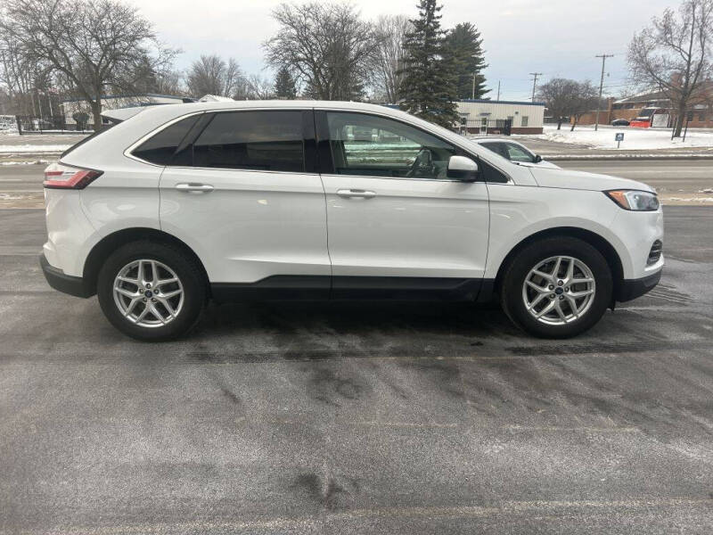 2022 Ford Edge SEL