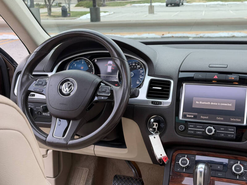 2012 Volkswagen Touareg TDI Sport