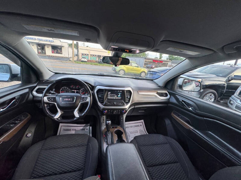 2019 GMC Acadia SLE-2