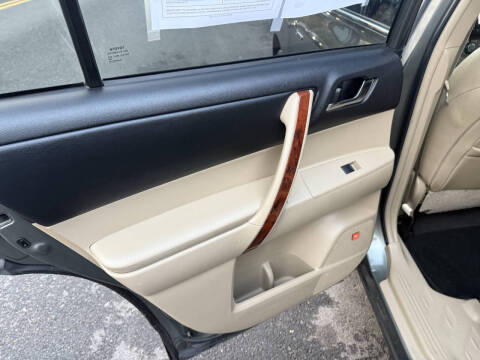 2012 Toyota Highlander Limited