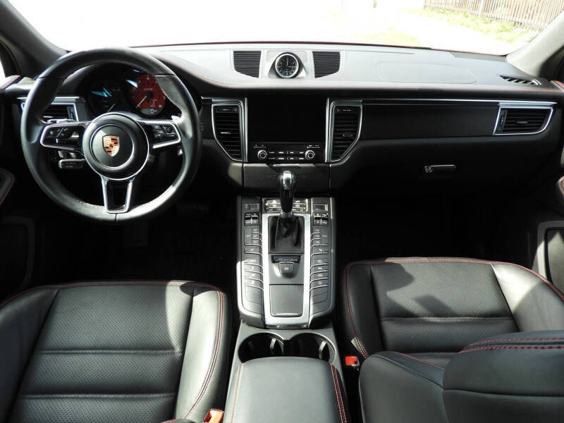 2018 Porsche Macan GTS