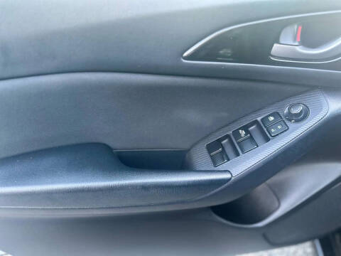 2016 Mazda MAZDA3 i Sport