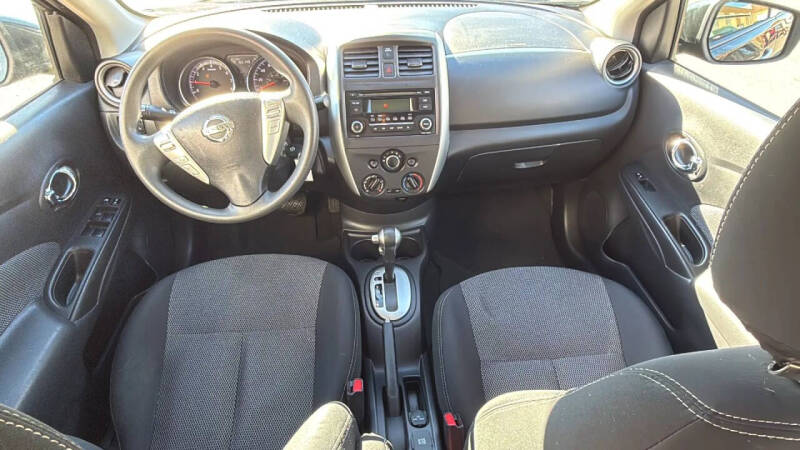 2015 Nissan Versa 1.6 S