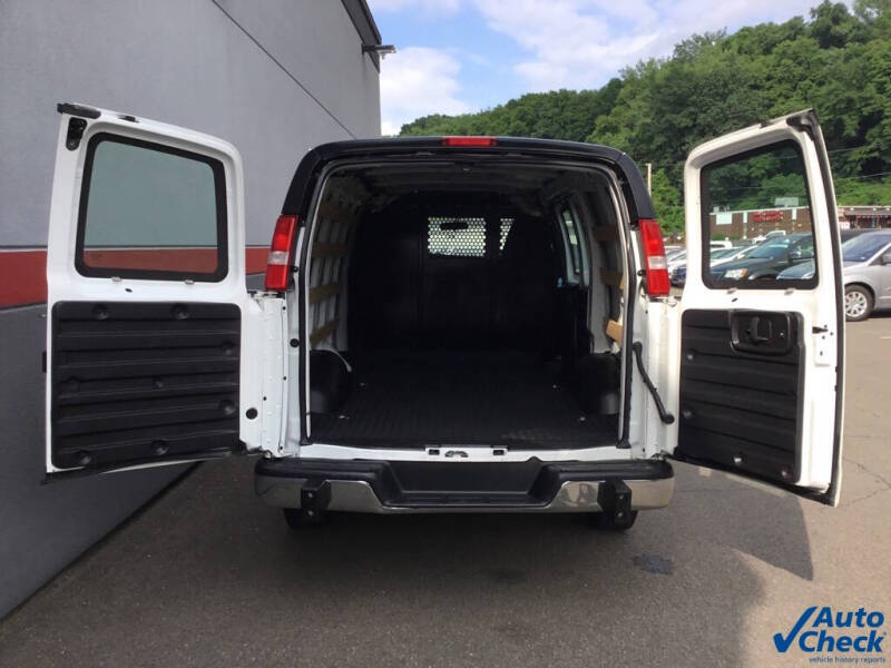 2021 Chevrolet Express 2500